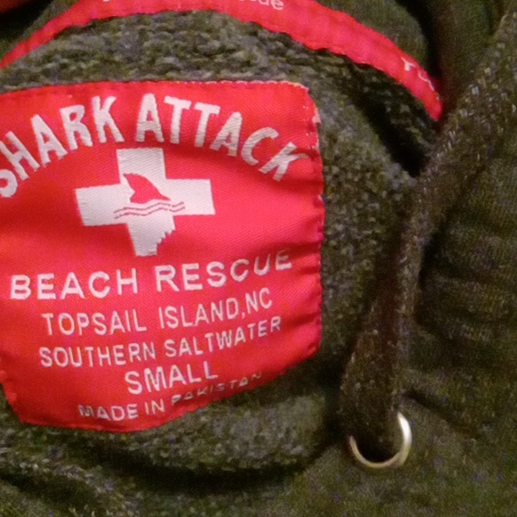 Kids shark attack hoodie - Picture 7 of 7